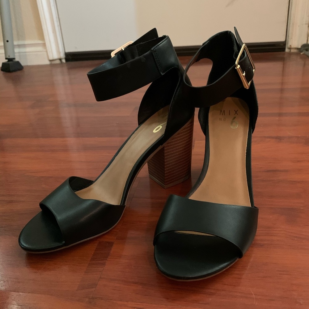 Mix No. 6 Taci Platform Sandal